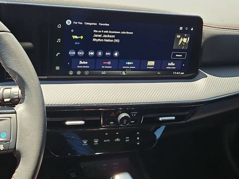 Certified 2026 Nissan Kicks SR FWD image 12