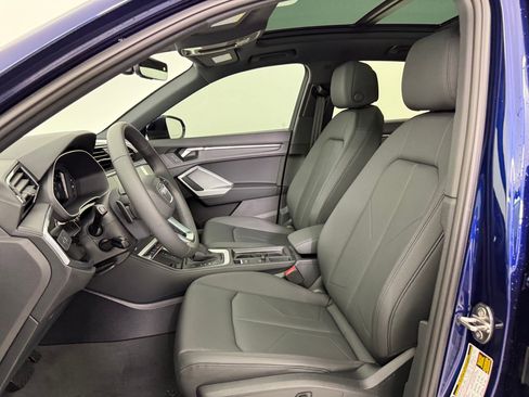 New 2025 Audi Q3 2.0T Premium image 5