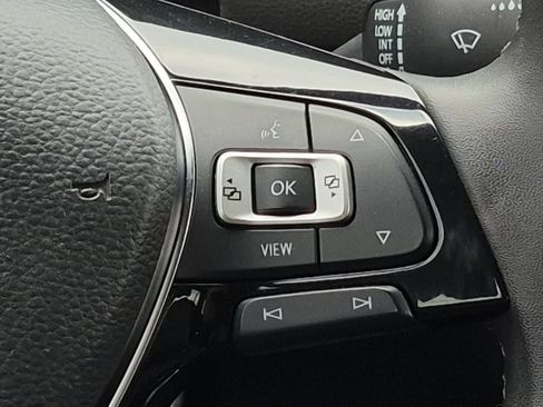Used 2021 Volkswagen Tiguan SE AWD/4WD image 24