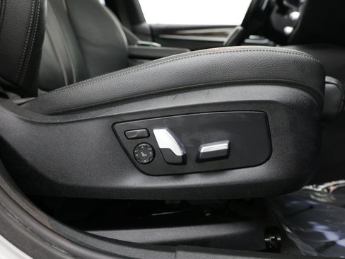 Used 2019 BMW 640i Gran Turismo xDrive AWD/4WD image 40