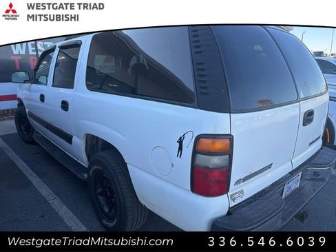 Used 2004 Chevrolet Suburban LS w/ Preferred Equipment Group image 21