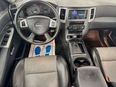 Used 2010 Jeep Grand Cherokee Laredo AWD/4WD image 27