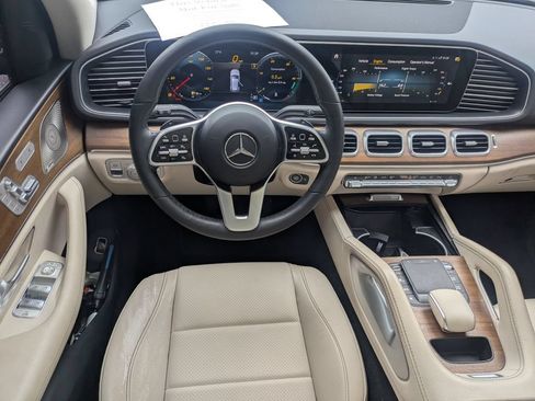 Used 2022 Mercedes-Benz GLE 350 w/ Premium Package image 12