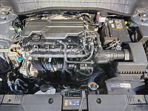 Used 2025 Hyundai Kona SEL image 21