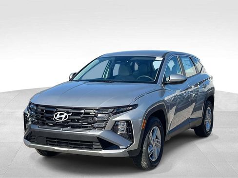 New 2026 Hyundai Tucson SE AWD/4WD image 2