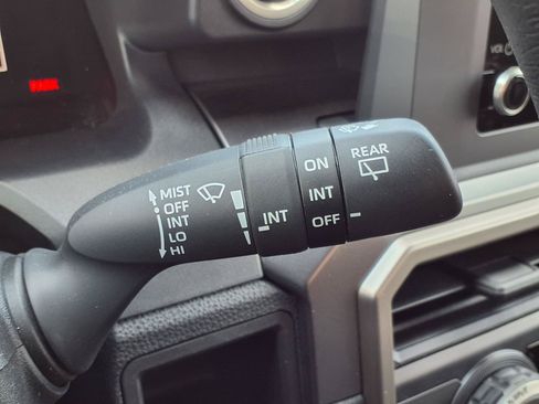 Used 2025 Toyota 4Runner SR5 RWD image 20
