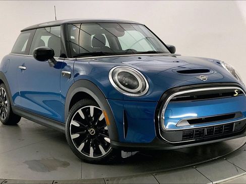 Certified 2024 MINI Cooper SE FWD image 33