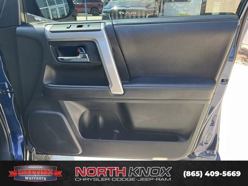 Used 2022 Toyota 4Runner SR5 Premium w/ Moonroof Package AWD/4WD image 28