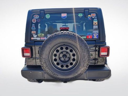 Used 2024 Jeep Wrangler Sport image 6