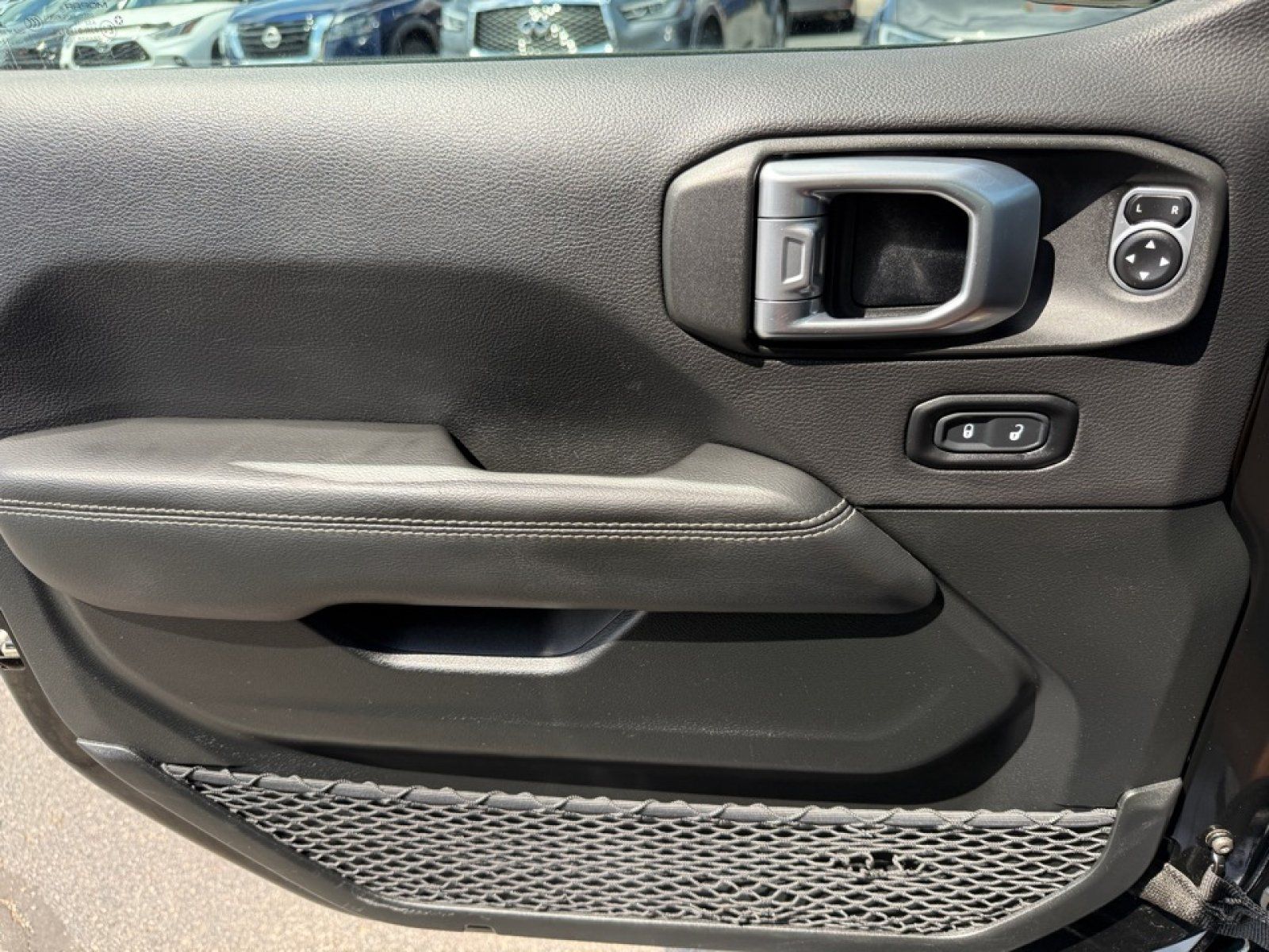 Used 2020 Jeep Gladiator Overland w/ Uconnect 4C Nav & Sound Group AWD/4WD image 34