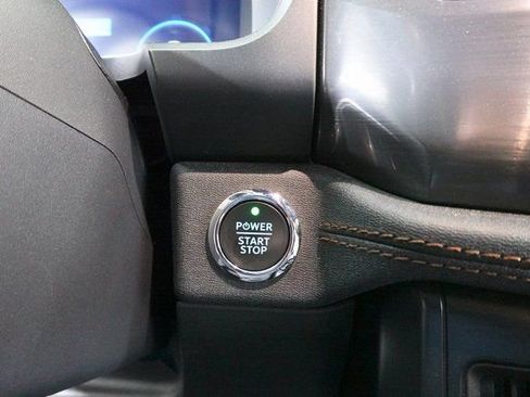 Used 2023 Ford F150 Lightning Lariat image 20