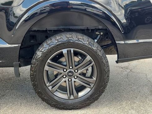 Used 2022 Ford F150 Lariat w/ Equipment Group 502A High image 34