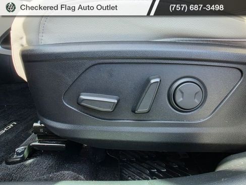 Used 2023 Hyundai Tucson Limited AWD/4WD image 25