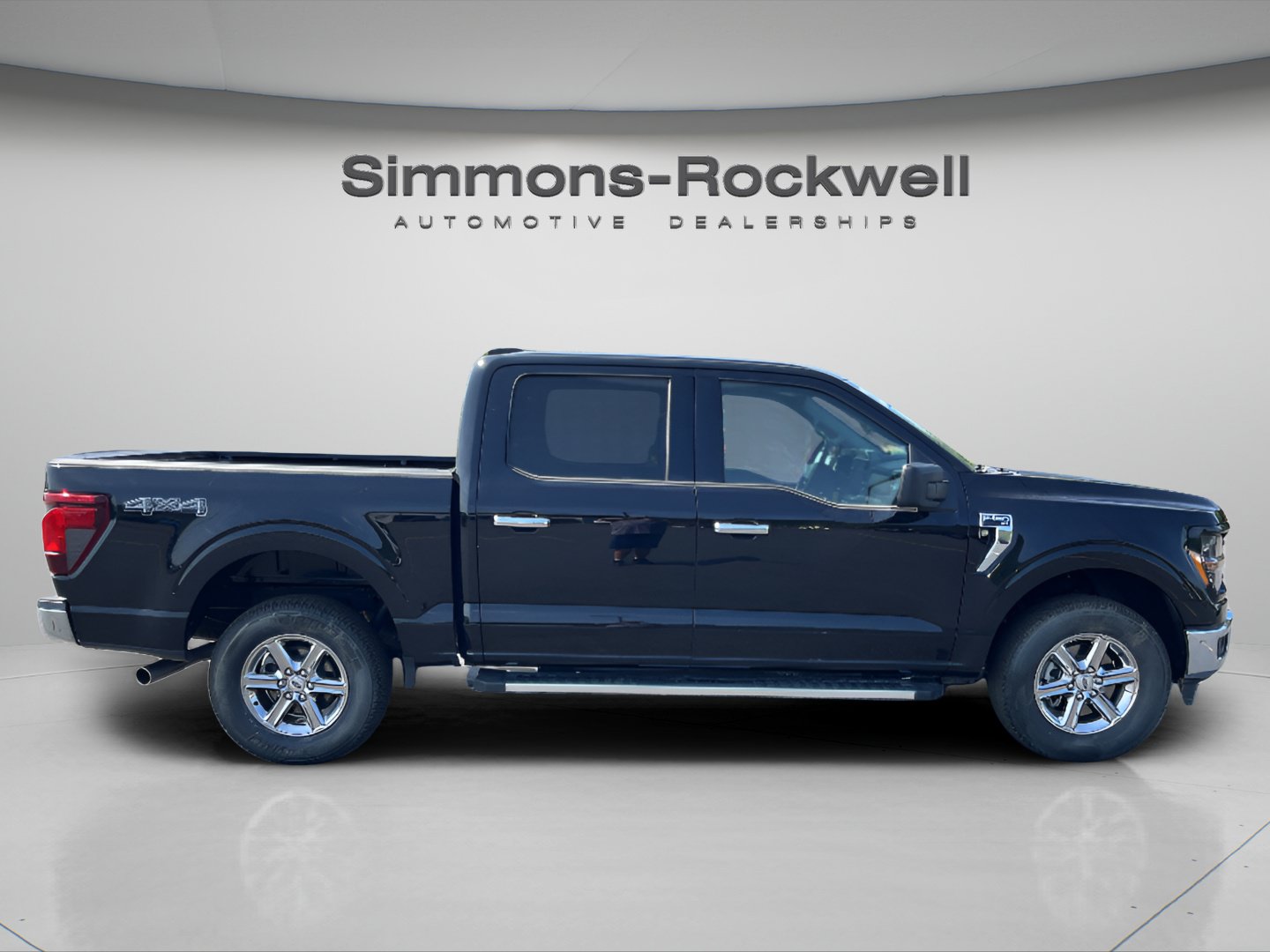 Used 2025 Ford F150 XLT w/ Equipment Group 301A Standard AWD/4WD image 6