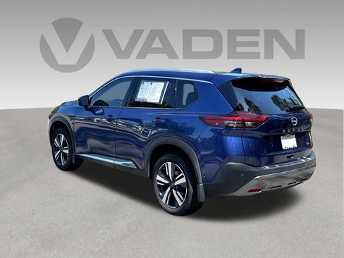 Used 2023 Nissan Rogue SL w/ SL Premium Package FWD image 18