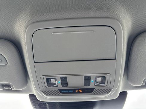 Used 2024 Ford Explorer Limited AWD/4WD image 35