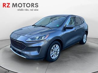 Used 2021 Ford Escape SE w/ Convenience Package image 1