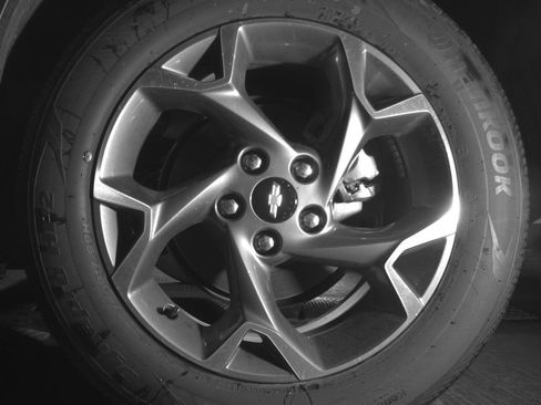 Used 2025 Chevrolet Trax LT w/ LT Convenience Package image 14