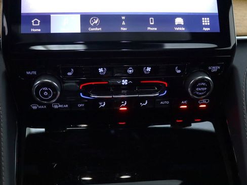 Used 2023 Jeep Grand Cherokee L Summit AWD/4WD image 30
