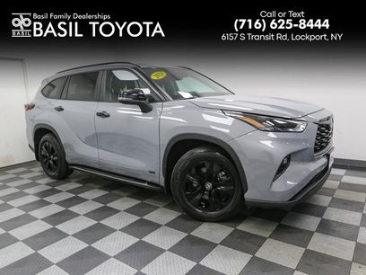 Used 2024 Toyota Highlander XLE