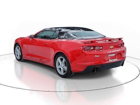 Used 2023 Chevrolet Camaro LT image 3