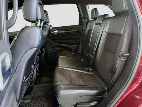 Used 2021 Jeep Grand Cherokee Laredo X RWD image 24