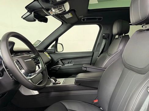 New 2026 Land Rover Range Rover Long Wheelbase SE AWD/4WD image 5