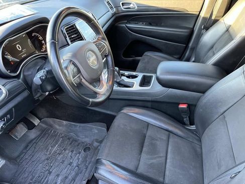 Used 2022 Jeep Grand Cherokee Altitude image 26
