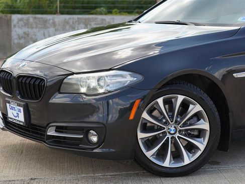 Used 2016 BMW 528i xDrive Sedan AWD/4WD image 11