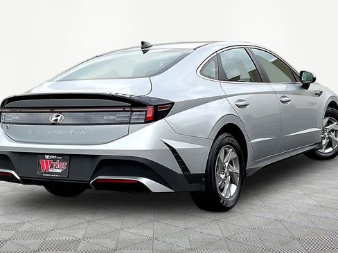 Certified 2026 Hyundai Sonata SE FWD image 6