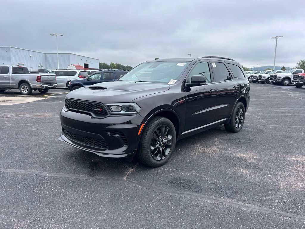 Used 2025 Dodge Durango GT AWD/4WD image 4