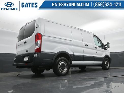Used 2018 Ford Transit 150 130 Low Roof RWD image 33