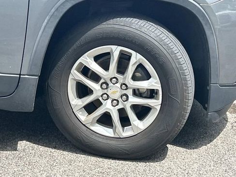 Used 2019 Chevrolet Traverse LS FWD image 8