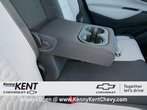 Used 2020 Chevrolet Equinox LS w/ LS Convenience Package image 11