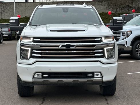 Used 2023 Chevrolet Silverado 2500 High Country image 9