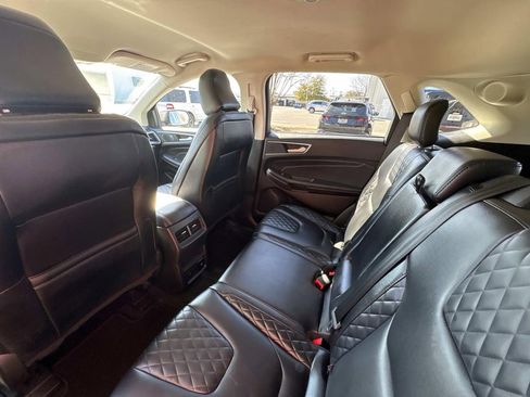 Used 2024 Ford Edge Titanium image 14