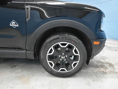 New 2026 Ford Bronco Sport Outer Banks image 33