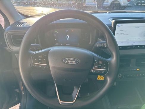 Used 2025 Ford Maverick XL image 13