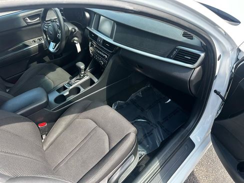 Used 2020 Kia Optima LX FWD image 12