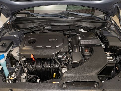 Used 2019 Kia Optima LX image 18