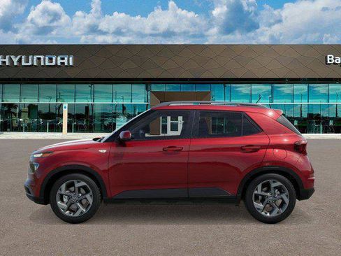 New 2025 Hyundai Venue SEL image 3