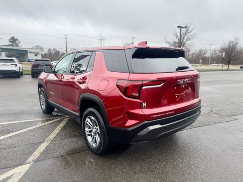 Used 2025 GMC Terrain Elevation image 4