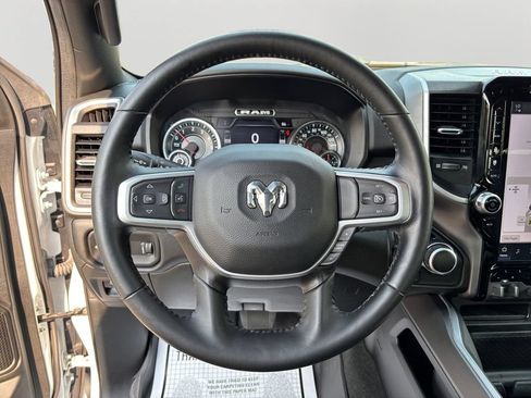 Used 2023 RAM 1500 Big Horn AWD/4WD image 19