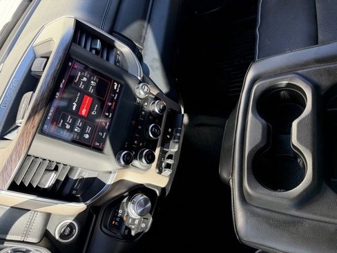 Used 2020 RAM 1500 Laramie image 34