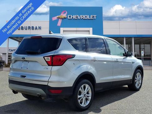 Used 2019 Ford Escape SE image 5