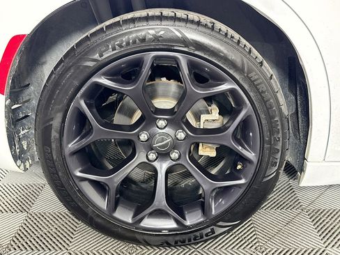 Used 2019 Chrysler 300 Touring w/ Sport Appearance Package image 30