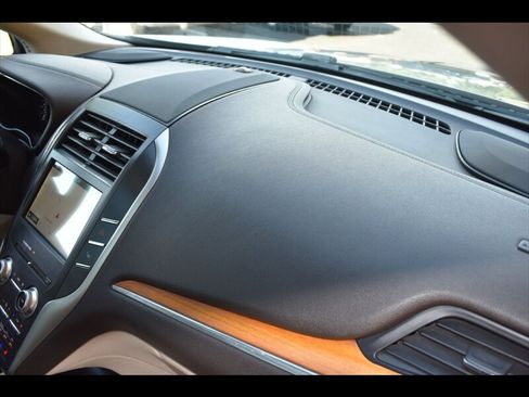 Used 2016 Lincoln MKC Reserve image 34