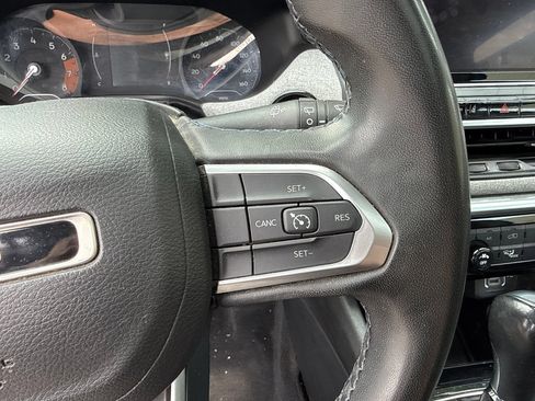 Used 2022 Jeep Compass Latitude w/ Sun and Sound Group FWD image 22