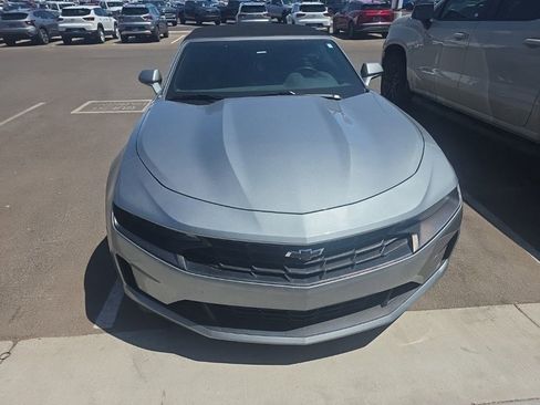Used 2023 Chevrolet Camaro LT RWD image 5