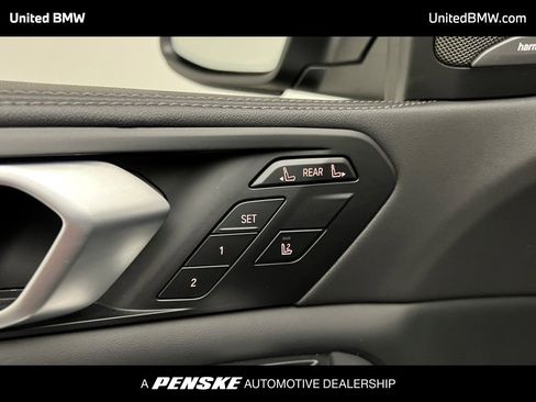 Used 2023 BMW X7 xDrive40i image 24